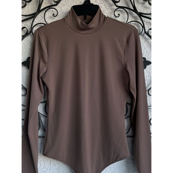 Abercrombie Fitch Soft AF Collection Smocked Neck Body Suit - Large - Brown - Picture 3 of 9